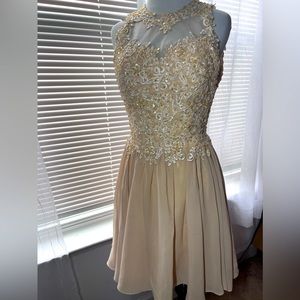 Multiple cocktail dresses all size 6/ medium